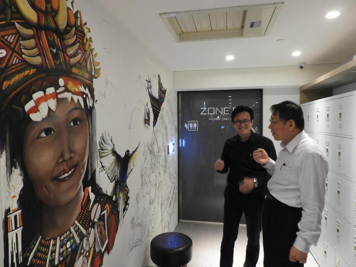 Taiwan Youth Hostel & Capsule Hotel Taipei Exterior photo